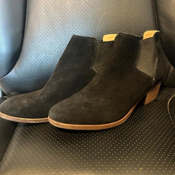 Lucky Brand Women's Suede Boots - Picture 1 of 3